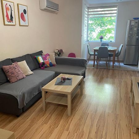 Geri Apartment Burgas Exterior photo